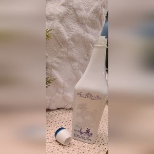 Vintage Collectible Blue And White Liquor Vandermint Windmill Decanter